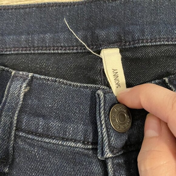 Rag & Bone Women’s Size 27 Distressed Skinny Jeans Denim Dark Blue Wash - Picture 5 of 10